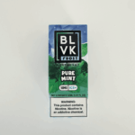 Pure mint clean vibe 맑고 밝은 민트향 중심의 BLVK 이미지. 부드러운 쿨링과 라이트 단향 분위기까지 자연스럽게 표현된 제품 사진.