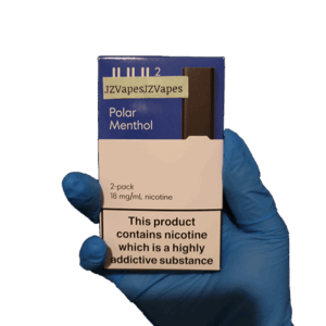 Intense frozen menthol with sharp icy inhale — 폴라 블루 톤과 아이스 텍스처가 강조된 JUUL 2 Polar Menthol 팟 패키지 이미지.